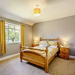 3 Bed In Oc-83328 Holiday home *