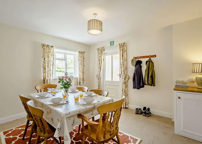 3 Bed In 83328 Hébergement de vacances *