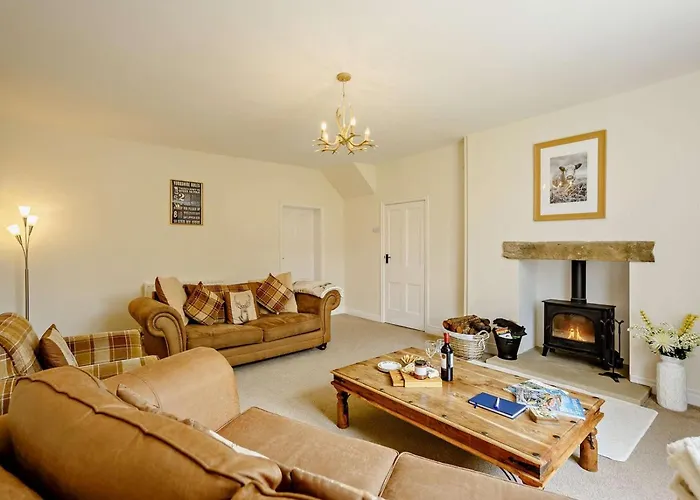 3 Bed In Oc-83328 Semesterbostad